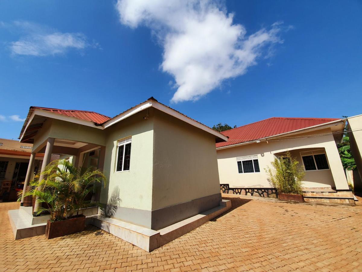 Airport Unique Hotel Entebbe Exterior foto